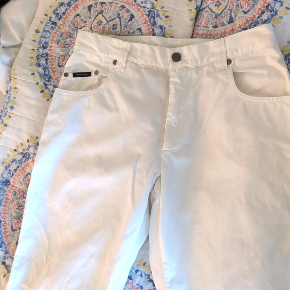 Versace mens white classic jeans. Size 33